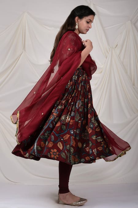 Aamra By Lavanya Floral Kalamkari Hand Painted Anarkali Set 