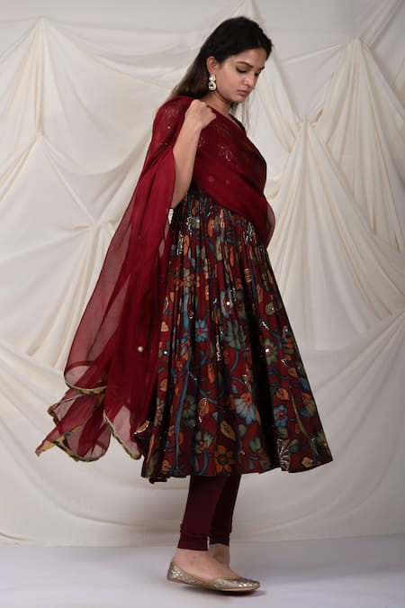 Aamra By Lavanya_Maroon Silk, Kota Doria Embroidery, Floral Kalamkari Hand Painted Anarkali Set _Online_at_Aza_Fashions