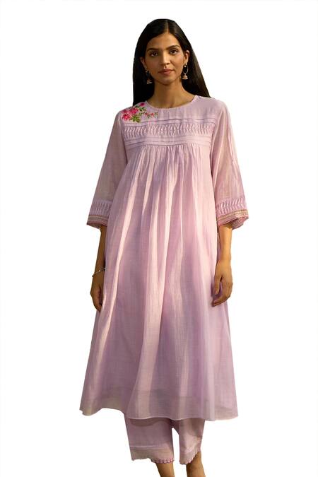 Priti Prashant Purple Cotton, Silk Embroidery Round Neck Maina Pleated Kurta And Pant Co-ord Set Online at Aza Fashions Priti Prashant_Purple Cotton, Silk Embroidery Round Neck Maina Pleated Kurta And Pant Co-ord Set _Online_at_Aza_Fashions
