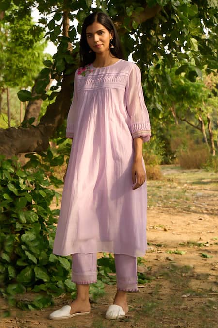 Priti Prashant Purple Cotton, Silk Embroidery Round Neck Maina Pleated Kurta And Pant Co-ord Set at Aza Fashions Priti Prashant_Purple Cotton, Silk Embroidery Round Neck Maina Pleated Kurta And Pant Co-ord Set _at_Aza_Fashions