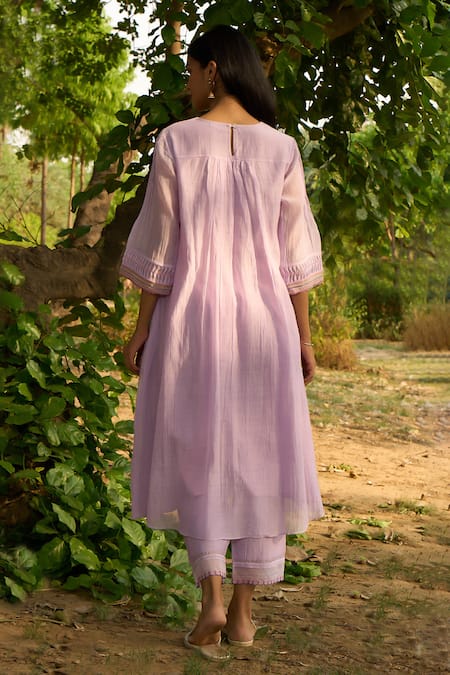 Priti Prashant Maina Pleated Kurta Set With Floral Dupatta 