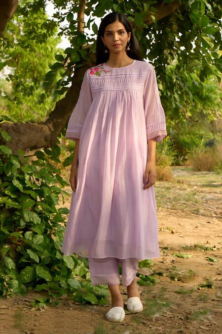 Priti Prashant Purple Cotton, Silk, Chiffon Maina Pleated Kurta Set With Floral Dupatta Online at Aza Fashions Priti Prashant_Purple Cotton, Silk, Chiffon Maina Pleated Kurta Set With Floral Dupatta _Online_at_Aza_Fashions