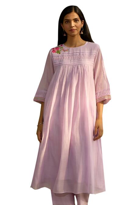 Buy Priti Prashant Purple Cotton, Silk, Chiffon Maina Pleated Kurta Set With Floral Dupatta Online at Aza Fashions Buy_Priti Prashant_Purple Cotton, Silk, Chiffon Maina Pleated Kurta Set With Floral Dupatta _Online_at_Aza_Fashions