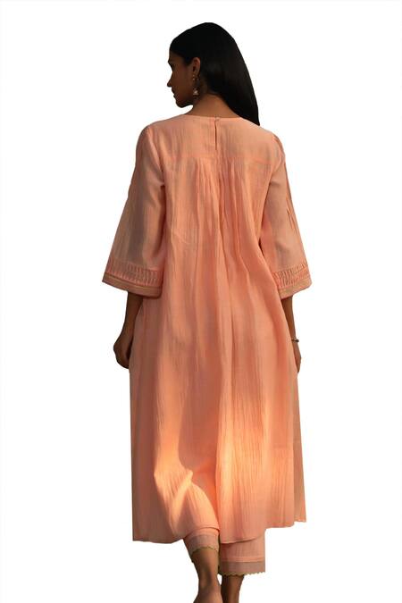 Priti Prashant Peach Cotton, Silk Embroidery Round Maina Pleated Kurta Set With Printed Dupatta Online at Aza Fashions Priti Prashant_Peach Cotton, Silk Embroidery Round Maina Pleated Kurta Set With Printed Dupatta _Online_at_Aza_Fashions