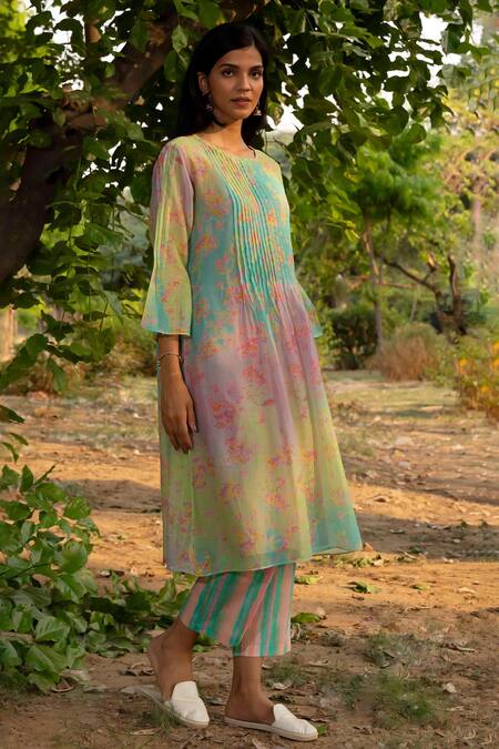 Priti Prashant_Blue Crepe Round Neck Neelkanth Pleated Kurta With Striped Pant _at_Aza_Fashions