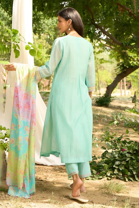 Priti Prashant Papiha Floral Embroidered Kurta Pant Set 