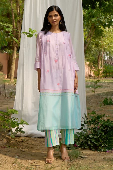 Priti Prashant Saaras Flower Embroidered Kurta With Striped Pant 