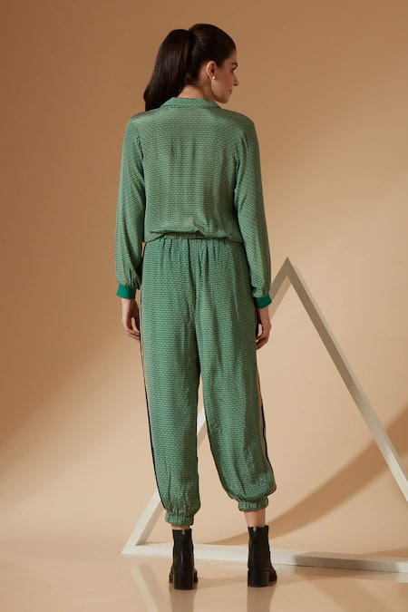Shop Sandhya Shah Green Crepe Collared Clara Floral Print Top And Pant Co-ord Set at Aza Fashions Shop_Sandhya Shah_Green Crepe Collared Clara Floral Print Top And Pant Co-ord Set _at_Aza_Fashions