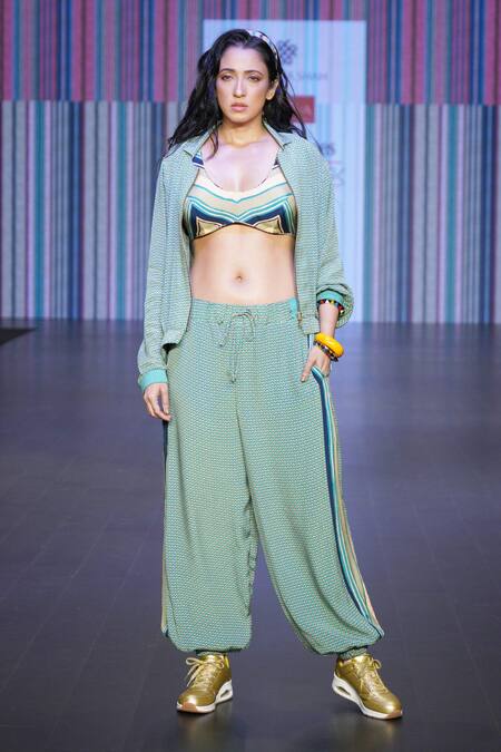Sandhya Shah Green Crepe Collared Clara Floral Print Top And Pant Co-ord Set Online at Aza Fashions Sandhya Shah_Green Crepe Collared Clara Floral Print Top And Pant Co-ord Set _Online_at_Aza_Fashions