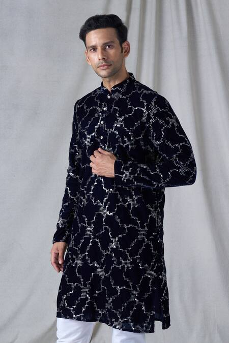 Arihant Rai Sinha Black Velvet Sequins Geometric Embroidered Straight Kurta at Aza Fashions Arihant Rai Sinha_Black Velvet Sequins Geometric Embroidered Straight Kurta _at_Aza_Fashions