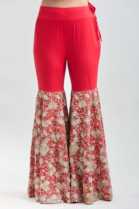 Buy Anamika Khanna Red Embroidery Pre-draped Saree With Unstitched Blouse Piece Buy_Anamika Khanna_Red Embroidery Pre-draped Saree With Unstitched Blouse Piece