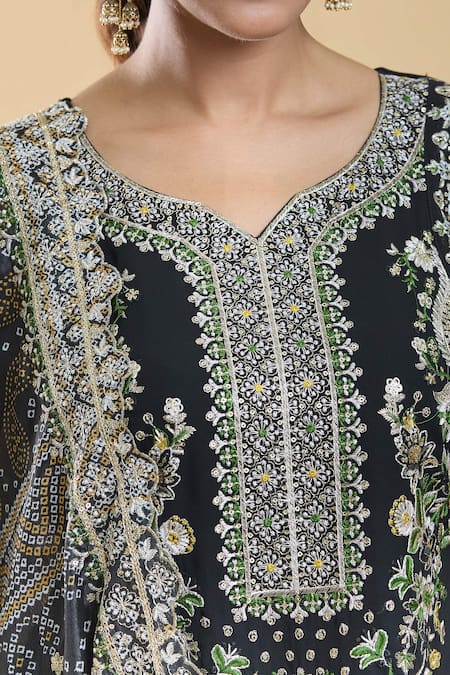Buy Samyukta Singhania Black Georgette, Chiffon Embroidery, Sequins, Zari Paisley Kurta Pant Set Buy_Samyukta Singhania_Black Georgette, Chiffon Embroidery, Sequins, Zari Paisley Kurta Pant Set