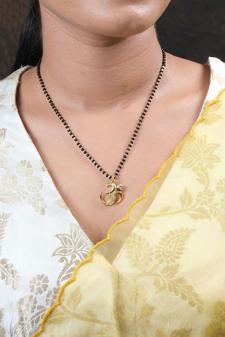 Buy_Sica Jewellery_Black Om Carved Pendant Mangalsutra _Online_at_Aza_Fashions