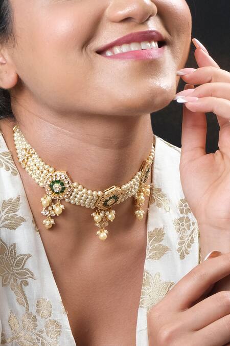 Sica Jewellery Green Polki Embellished Choker Necklace at Aza Fashions Sica Jewellery_Green Polki Embellished Choker Necklace _at_Aza_Fashions