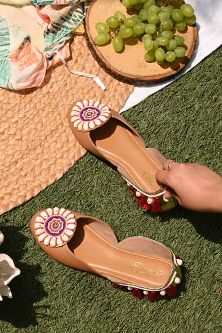Sole House_Beige Embroidered Shell Boho Juttis_Online_at_Aza_Fashions