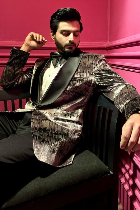 Buy_The House Of Diwans_Black Velvet, Cotton, Polyester, Satin Embroidery Shimmer Gradient Tuxedo Set _Online_at_Aza_Fashions