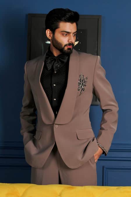 The House Of Diwans Placed Floral Embellished Tuxedo Trouser Set 