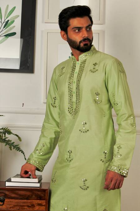 The House Of Diwans Floral Embroidered Kurta With Pant Pyjama 