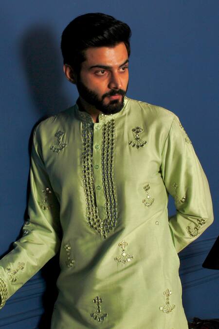 The House Of Diwans Green Cotton, Silk Mirrors, Embroidery Floral Kurta With Pant Pyjama Online at Aza Fashions The House Of Diwans_Green Cotton, Silk Mirrors, Embroidery Floral Kurta With Pant Pyjama _Online_at_Aza_Fashions