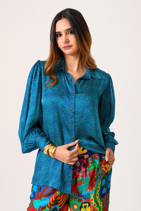Juhi Bengani_Multi Color Silk Satin Printed Abstract Collared Sea Shirt And Pant Set _Online_at_Aza_Fashions