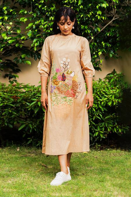 Spin Wheel_Cream Muslin Cotton 100s Count Hand Embroidered Thread High Neck Floral Dress_Online_at_Aza_Fashions