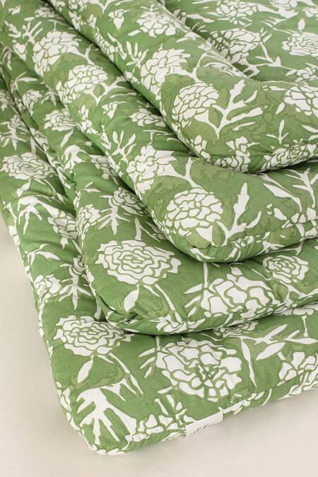Shop_House This_Green 100% Cotton, Polyfill Printed Genda Phool Motifs Single Comforter_Online_at_Aza_Fashions