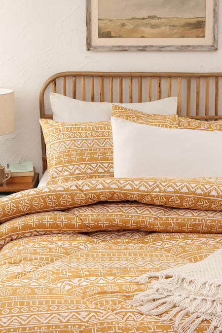 House This Yellow 100% Cotton Printed Kullu Patti Ethnic Motifs Double Comforter 