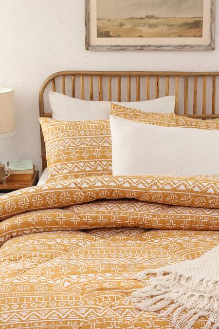 Shop_House This_Yellow 100% Cotton, Polyfill Printed Kullu Patti Ethnic Motifs Single Comforter_at_Aza_Fashions