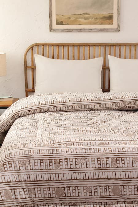 Shop House This Grey 100% Cotton, Polyfill Printed Sanchi Ethnic Motif Single Comforter at Aza Fashions Shop_House This_Grey 100% Cotton, Polyfill Printed Sanchi Ethnic Motif Single Comforter_at_Aza_Fashions