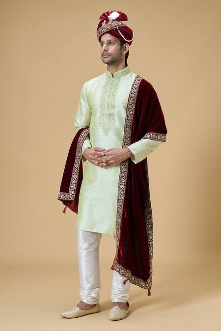 Arihant Rai Sinha_Maroon Sequins, Embroidery Velvet Border Dupatta And Safa Set_Online_at_Aza_Fashions