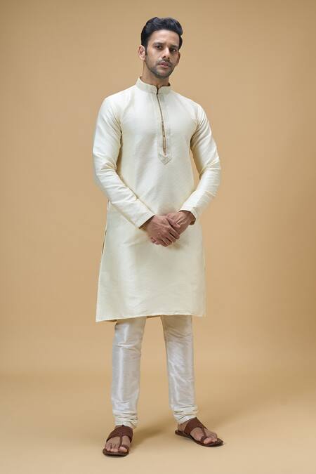 Arihant Rai Sinha_Cream Jacquard, Silk, Brocade Woven Textured Kurta _at_Aza_Fashions