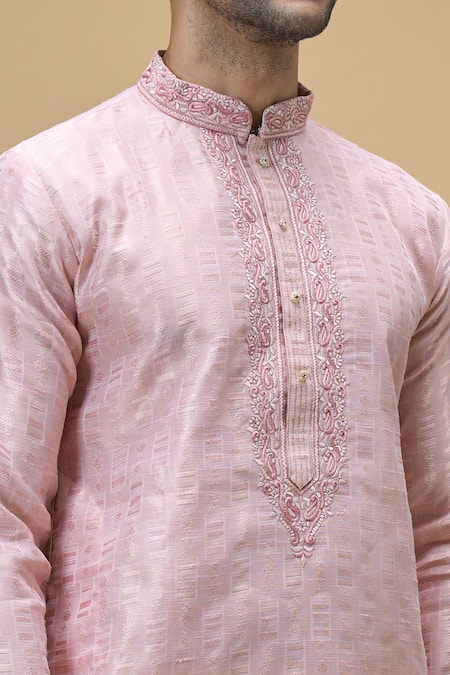 Arihant Rai Sinha_Peach Jacquard, Silk Embroidery Tonal Paisley Placket Kurta _Online_at_Aza_Fashions