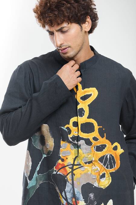 Anamika Khanna_Black Linen All-over Abstract Print Kurta _at_Aza_Fashions