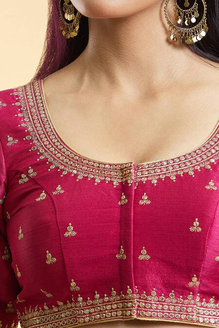 Samyukta Singhania Magenta Silk Sequins Round Neck Ditsy Floret Embroidered Blouse at Aza Fashions Samyukta Singhania_Magenta Silk Sequins Round Neck Ditsy Floret Embroidered Blouse _at_Aza_Fashions