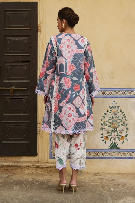 Shop Sage Saga Grey Chanderi, Linen Lace, Embroidery V-neck Floral Print Kurta Salwar Set at Aza Fashions Shop_Sage Saga_Grey Chanderi, Linen Lace, Embroidery V-neck Floral Print Kurta Salwar Set _at_Aza_Fashions