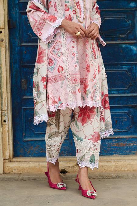 Sage Saga Pink Chanderi, V-neck Floral Print Straight Kurta Set at Aza Fashions Sage Saga_Pink Chanderi, V-neck Floral Print Straight Kurta Set _at_Aza_Fashions