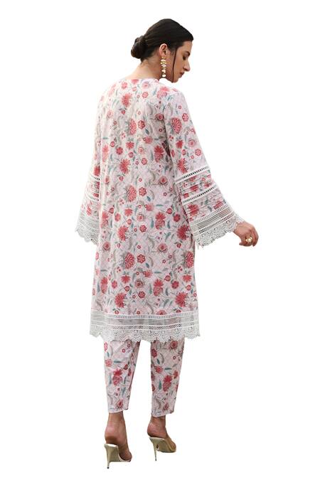 Sage Saga Ivory Muslin, Cotton Lace V-neck Blossom Print Kurta With Salwar Online at Aza Fashions Sage Saga_Ivory Muslin, Cotton Lace V-neck Blossom Print Kurta With Salwar _Online_at_Aza_Fashions