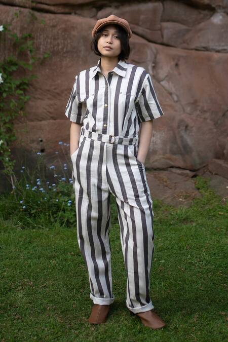 Buy_The Terra Tribe_Grey Linen Twill Printed Striped Collar Jumpsuit_Online_at_Aza_Fashions