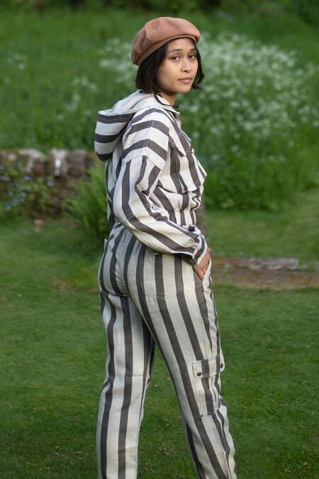 Buy The Terra Tribe Grey Linen Twill Printed Stripe Sunrise Worker Pant Buy_The Terra Tribe_Grey Linen Twill Printed Stripe Sunrise Worker Pant