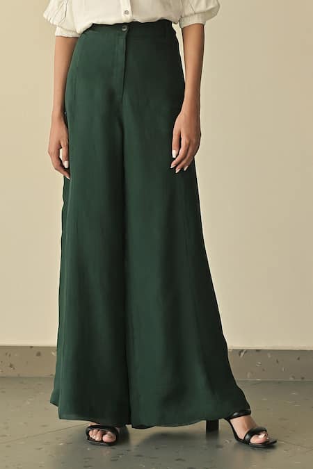 Somya Goyal_Green Super Organza Solid Parallel High-waisted Flared Trouser_Online_at_Aza_Fashions