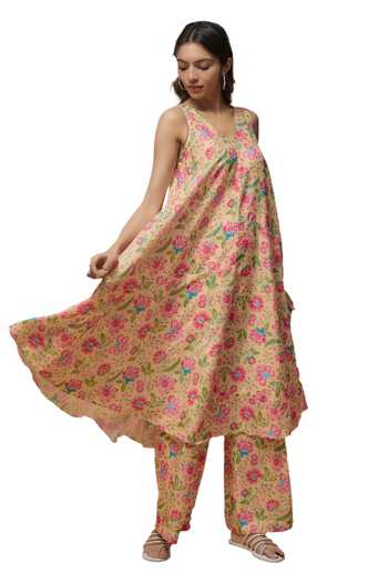 Krishna Padia_Yellow Crepe Embroidery V-neck Bloom Print Kurta With Pant _Online_at_Aza_Fashions