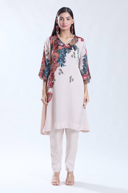 Buy_Preeti Jhawar_White Chiffon, Cotton, Silk Embroidery V-neck Floral Pattern Kurta And Pant Set 