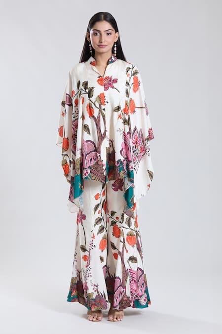 Preeti Jhawar_Off White Chiffon Notched Floral Cape Sharara Set _at_Aza_Fashions