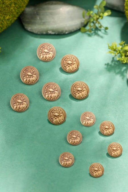 Cosa Nostraa Gold Carved Peacock 13 Pcs Buttons