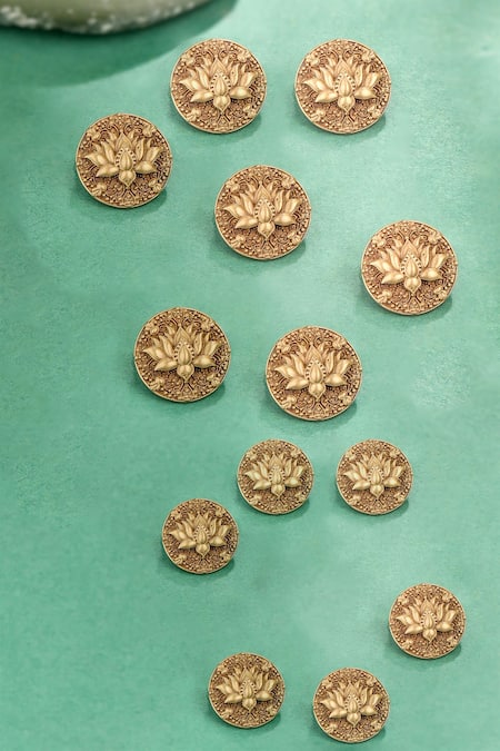 Cosa Nostraa Gold Carved Lotus Bloom 7 Pcs Buttons