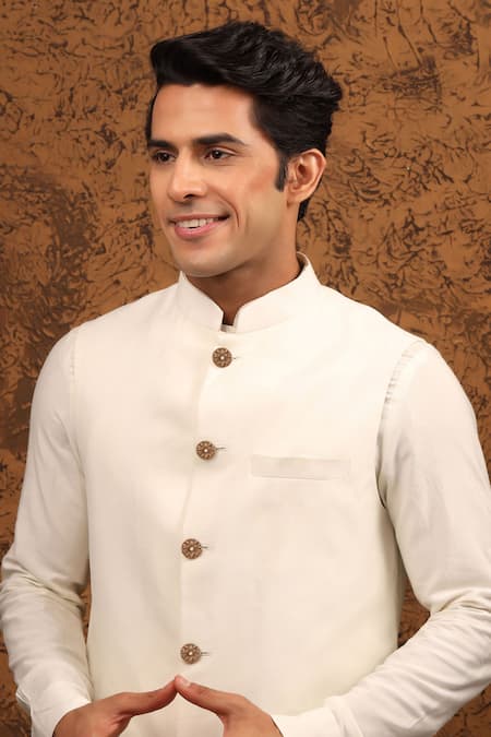 Cosa Nostraa Floral Carved Shimmer 13 Pcs Buttons 