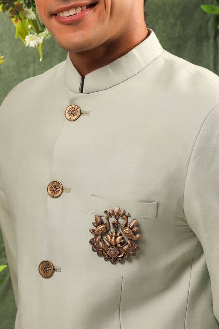 Cosa Nostraa_Gold Cut Work Pride Of Forest Brooch _Online_at_Aza_Fashions