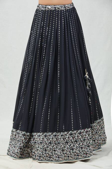 Meenagurnam Black Net, Georgette Sequins Sweetheart Neck Embroidered Lehenga Set at Aza Fashions Meenagurnam_Black Net, Georgette Sequins Sweetheart Neck Embroidered Lehenga Set _at_Aza_Fashions