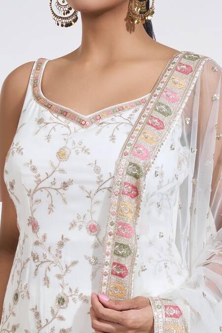 Buy Meenagurnam Ivory Georgette, Net Embroidery, Zari V-neck Jaal Work Kurta Sharara Set Buy_Meenagurnam_Ivory Georgette, Net Embroidery, Zari V-neck Jaal Work Kurta Sharara Set