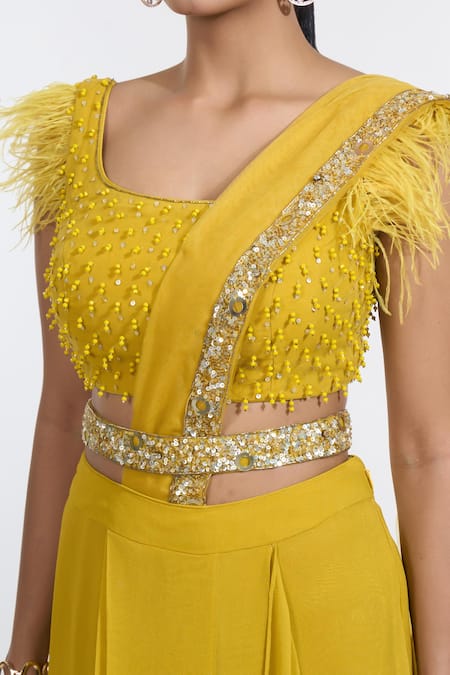 Meenagurnam_Yellow Net, Georgette Confetti Border Embellished Pre-draped Skirt Saree Set _at_Aza_Fashions
